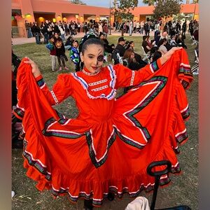 Mexican Folklore Jalisco dress 
Vestido para baile folklorico estilo Jalisco
